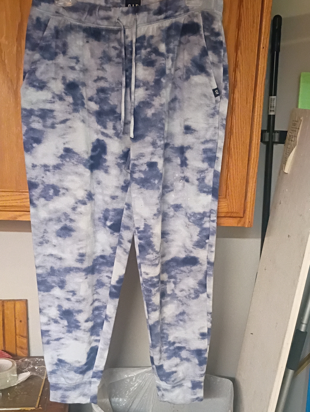 LARGE GAP Tie-Dye Jogger Pants - Blue & White
